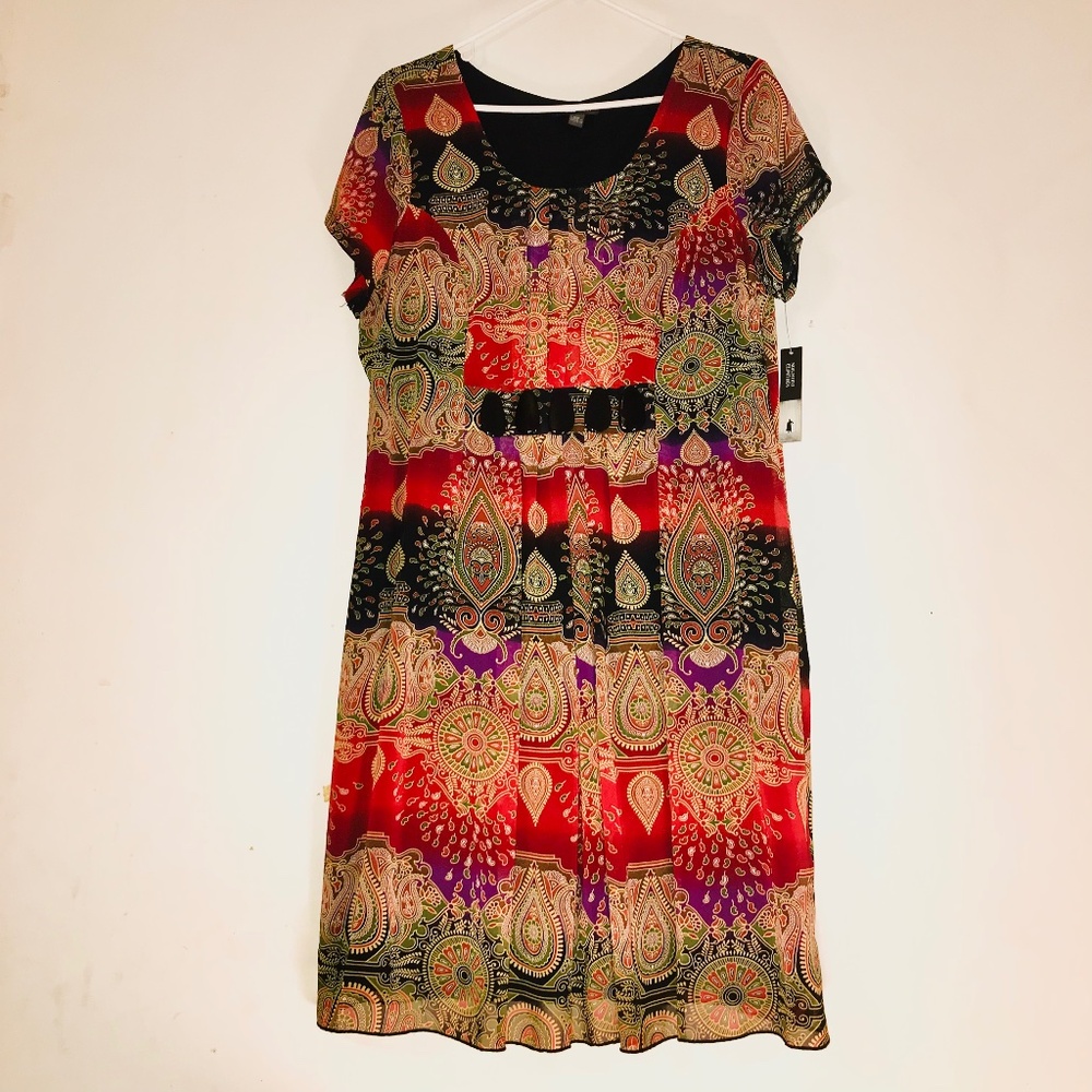 NWT Voir Voir Limited Collection Ethnic Print Pleated Midi Dress Red Yellow16W